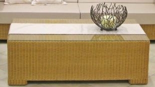 Rattan-Couchtisch.jpg